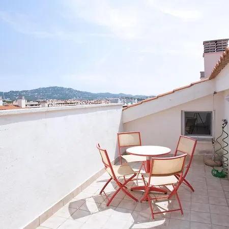 Atico Duplex Con Terraza Y Апартаменти